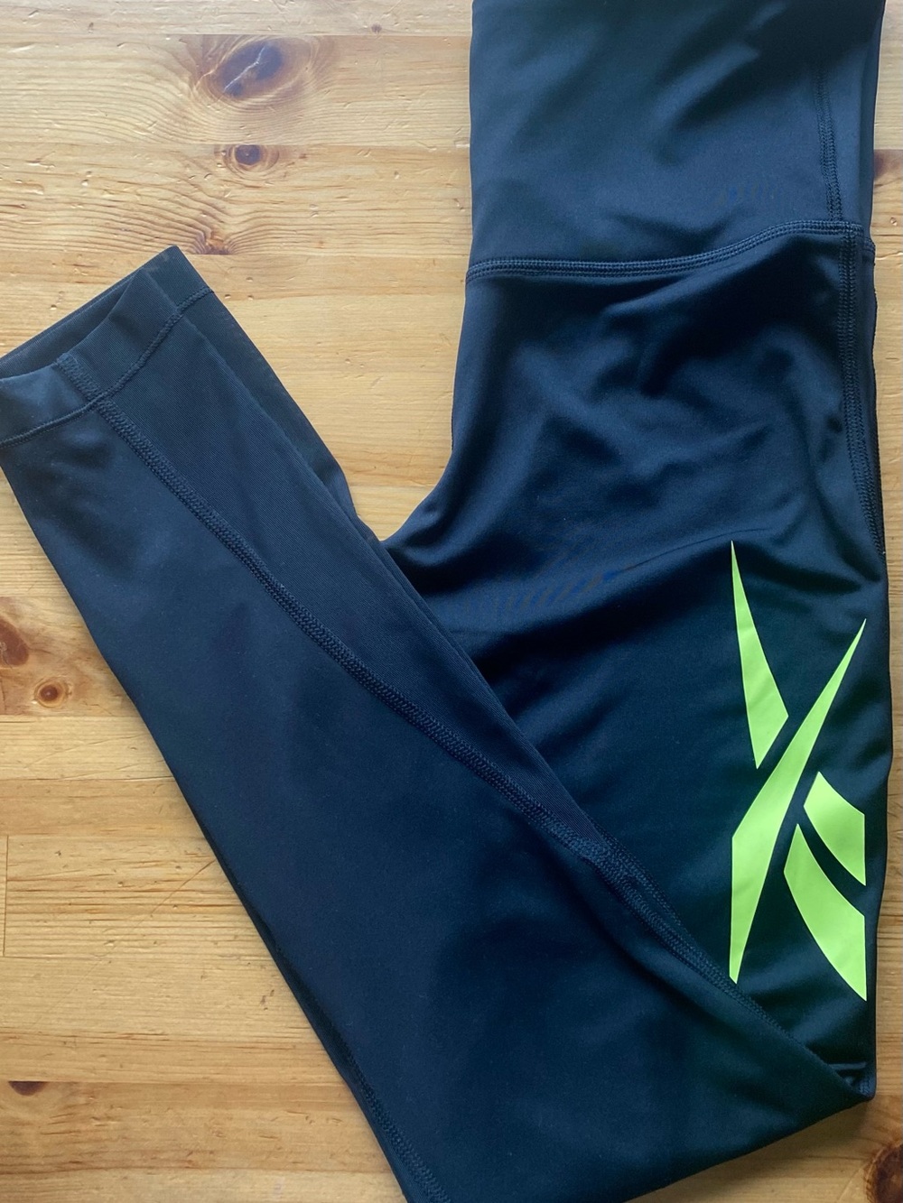 Reebok High-Waisted Performance Leggings – Black Compression Workout Pant